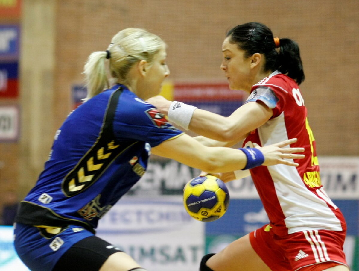 Oltchim trece de Krim Ljubljana cu 31-27. În cărţi pentru semifinale!