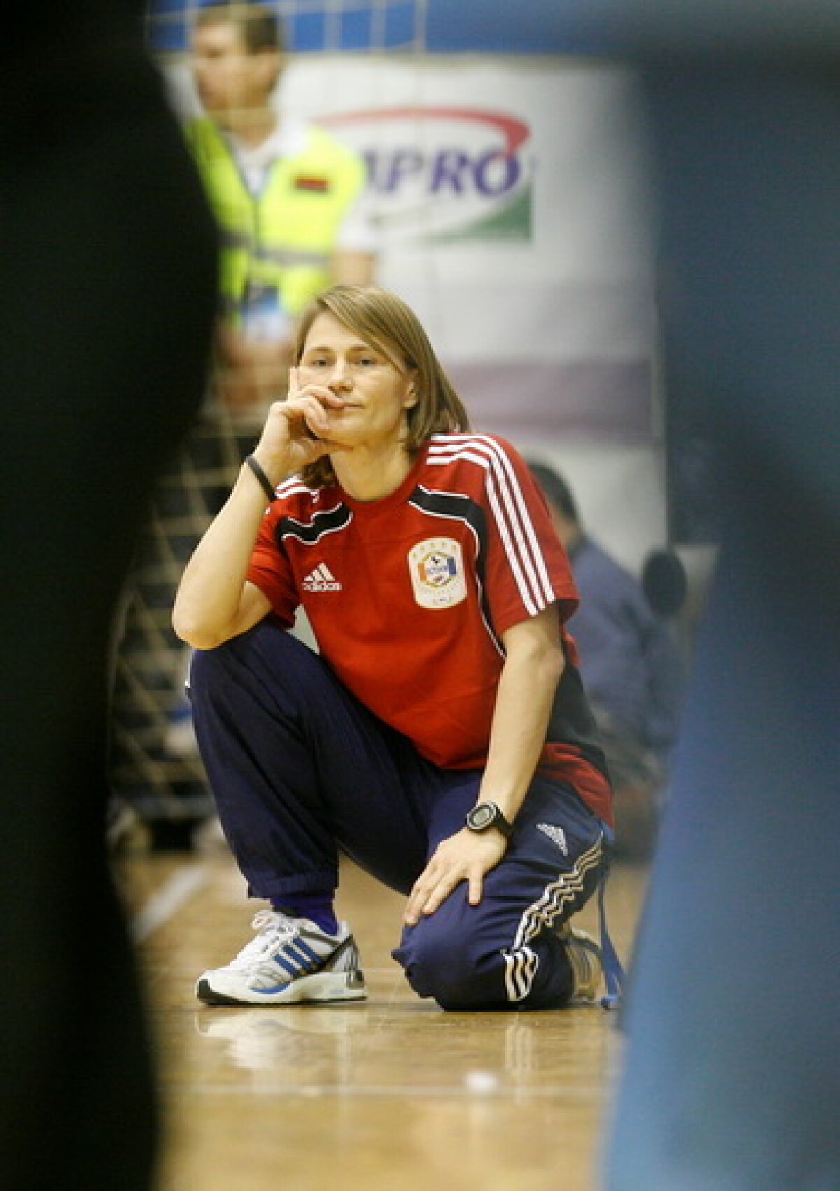 Încă trei meciuri pînă în semifinale pentru Oltchim!