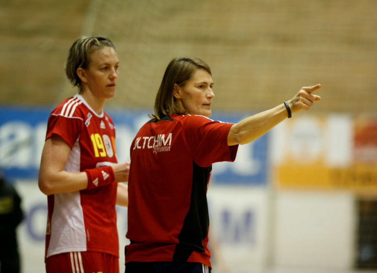 Încă trei meciuri pînă în semifinale pentru Oltchim!