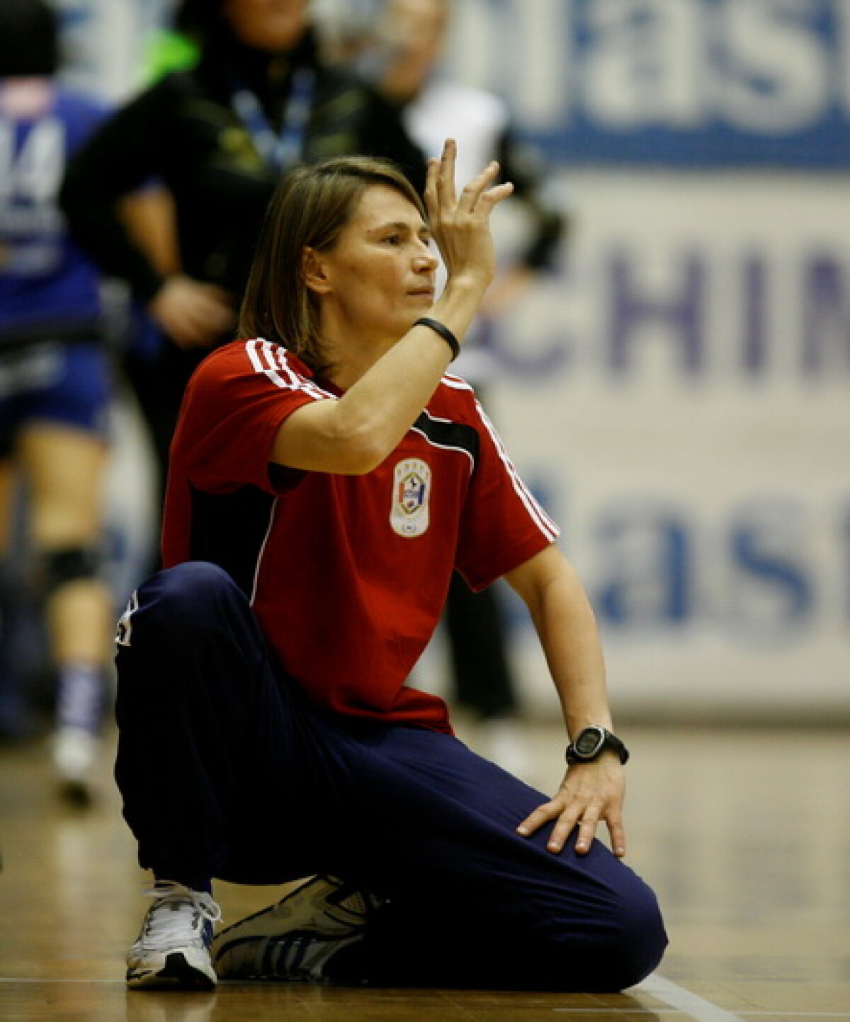 Încă trei meciuri pînă în semifinale pentru Oltchim!