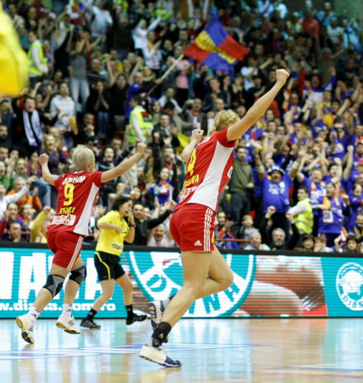 Încă trei meciuri pînă în semifinale pentru Oltchim!