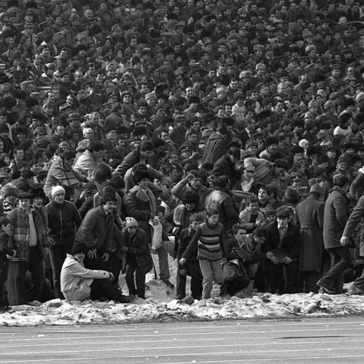 IMAGINI FABULOASE > Cuplaj de poveste, cu 100.000 de oameni în tribune
