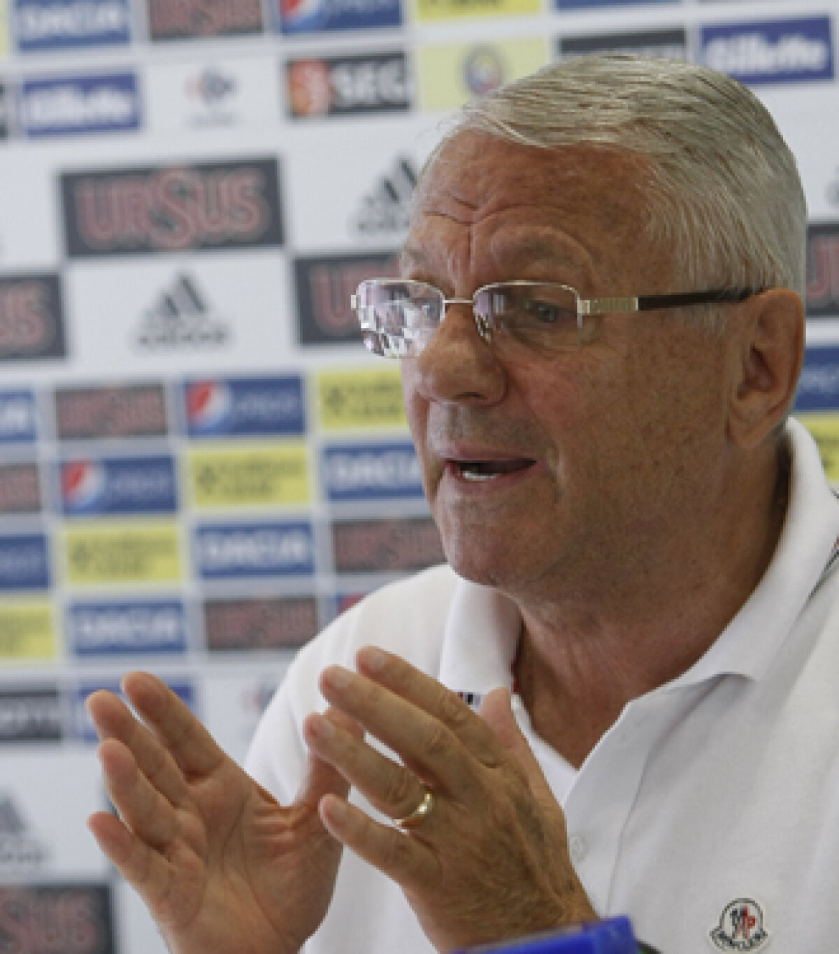 EXCLUSIV ONLINE // Revenirile antrenorilor sînt la modă în Liga 1 » Divorţaţi, dar sub acelaşi acoperiş