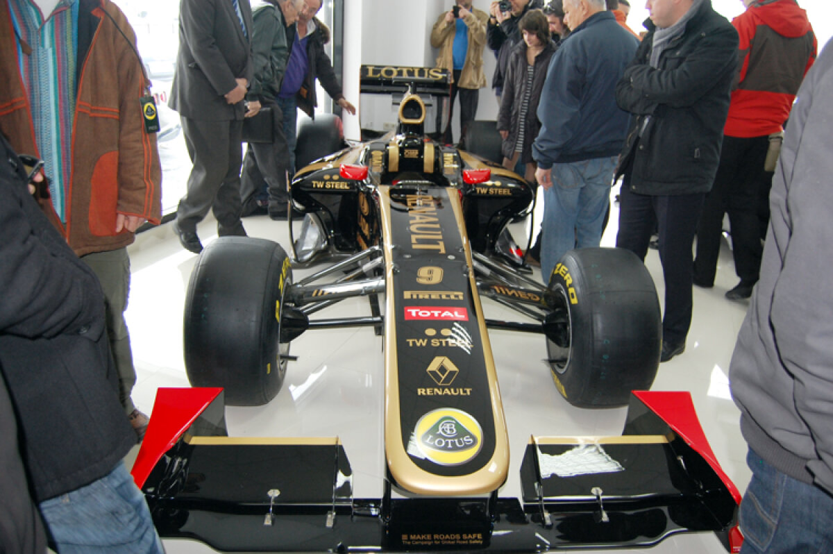 Campionul Mondial de F1, Nigel Mansell a venit la Bucureşti alături de Martin Donnelly