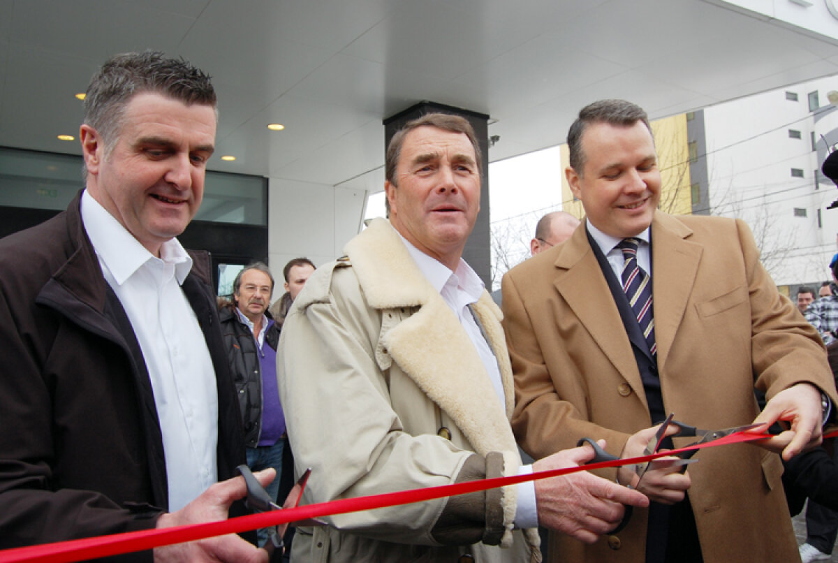 Campionul Mondial de F1, Nigel Mansell a venit la Bucureşti alături de Martin Donnelly