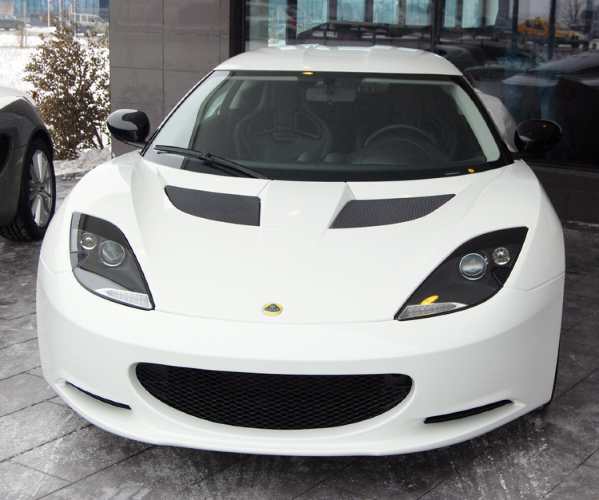 Campionul Mondial de F1, Nigel Mansell a venit la Bucureşti alături de Martin Donnelly