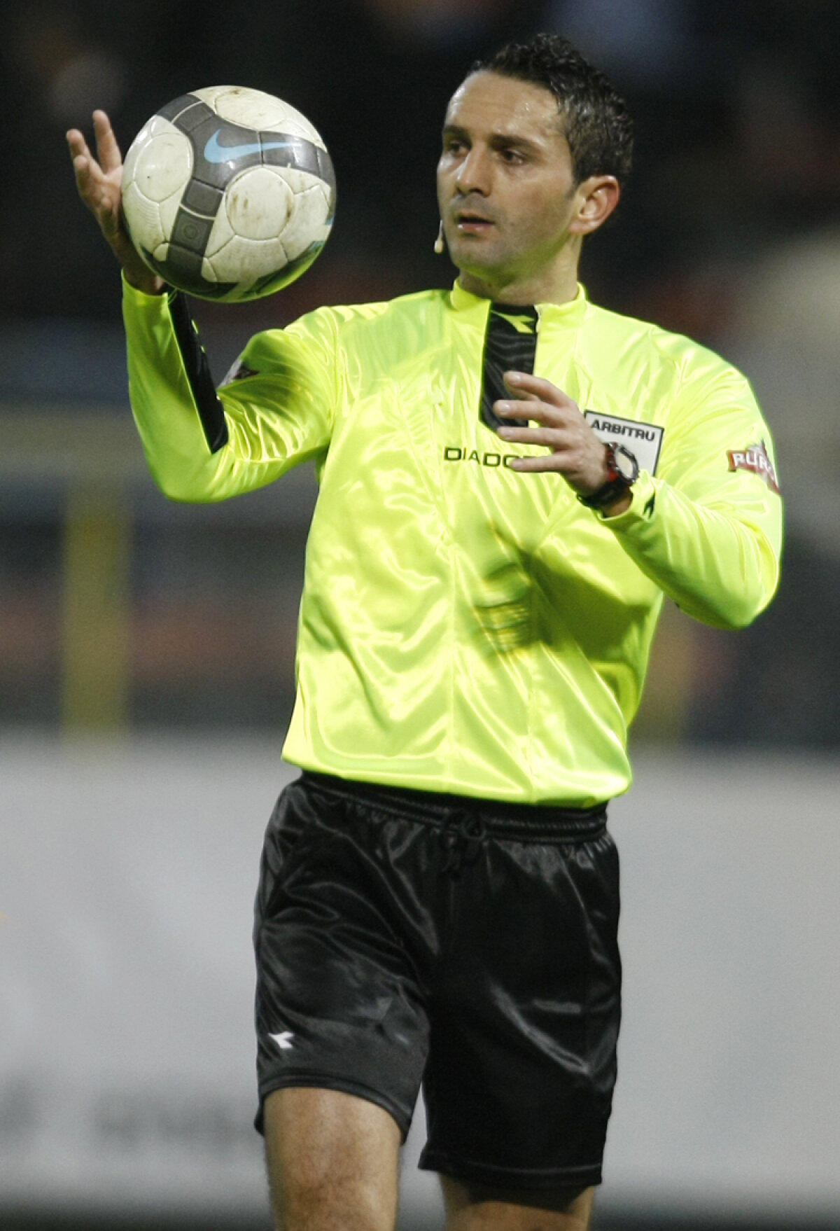 Aceştia sînt arbitrii care vor decide campioana!