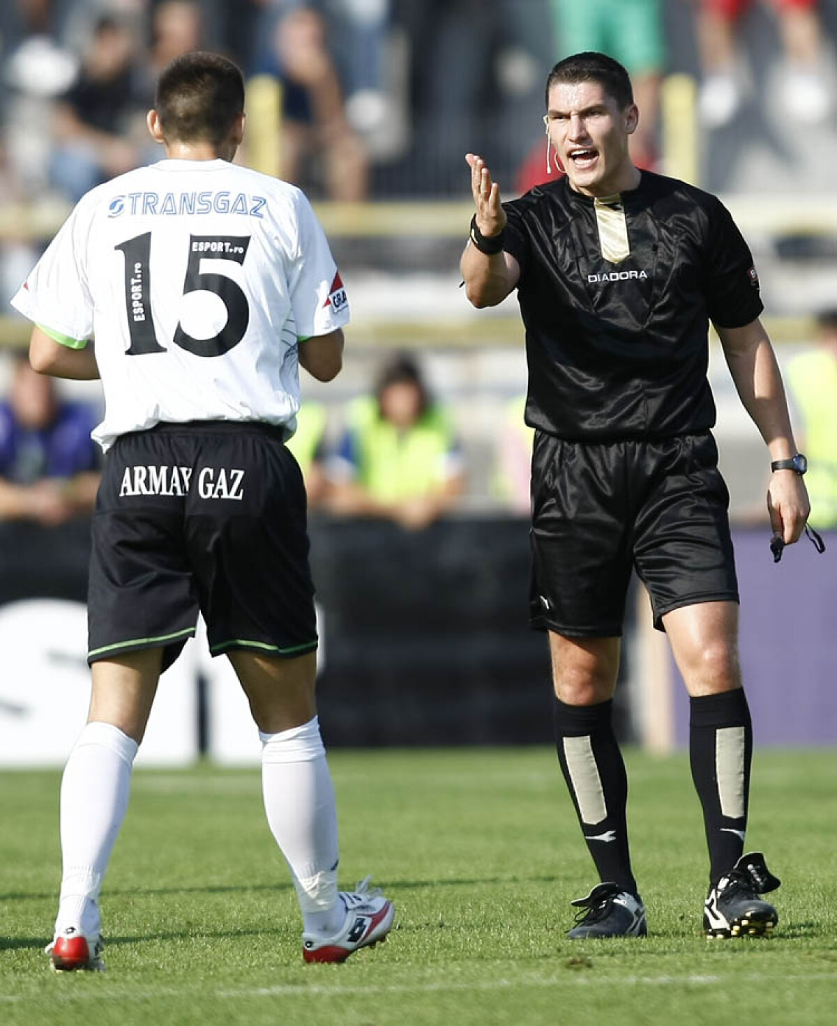 Aceştia sînt arbitrii care vor decide campioana!