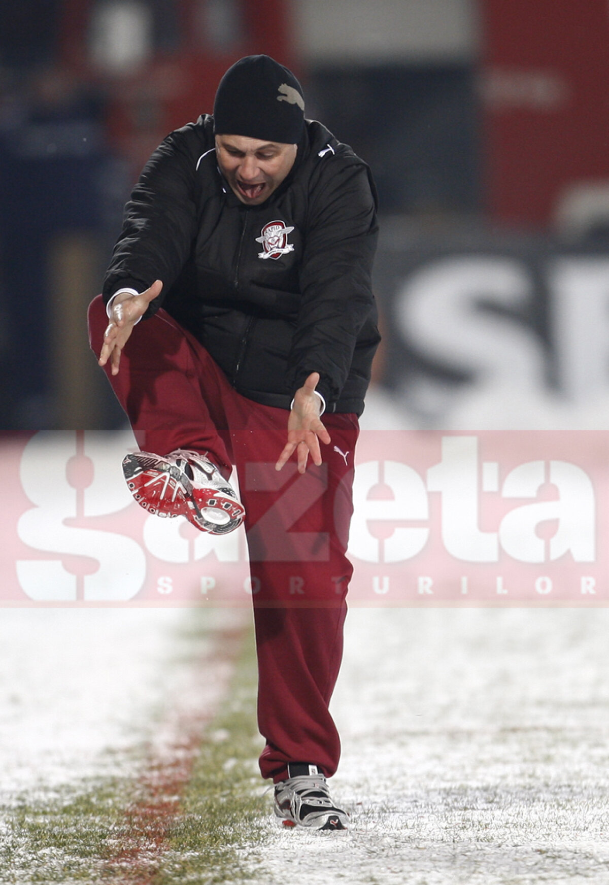 VIDEO » Rapidiştii au încălzit zăpada şi au învins Unirea