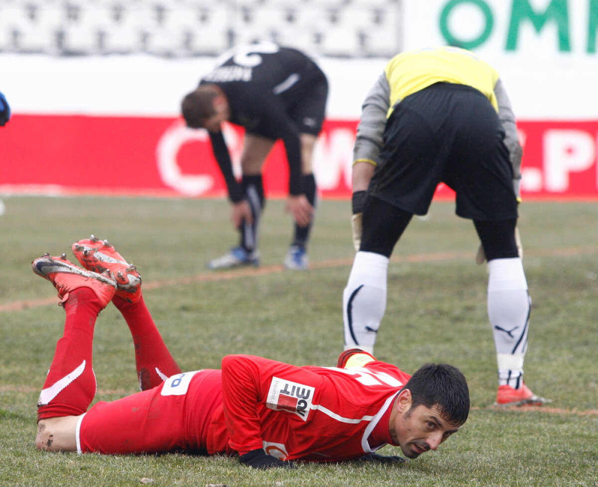 Sportul - Dinamo 0-1. Dobre a ajuns la spital după ce s-a lovit cap în cap cu Torje