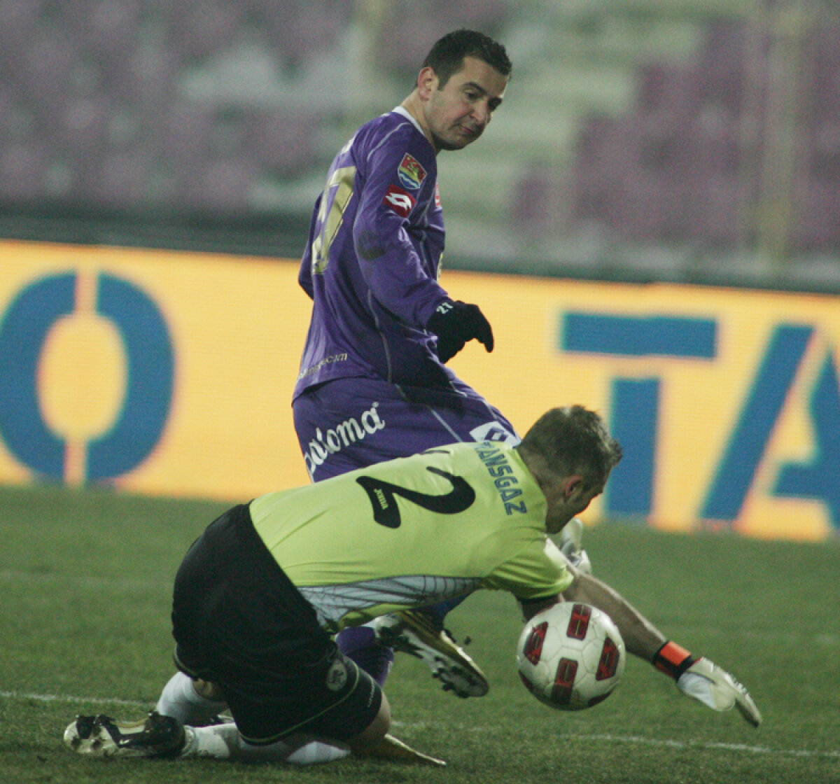 Zicu promite să lovească şi la Cluj: "Înscriu cu CFR pentru Alexa şi pentru Timişoara"