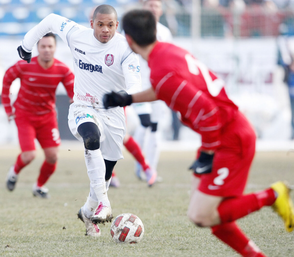 VIDEO » CFR Cluj a făcut numai egal la Buzău, cu Victoria Brăneşti: scor 1-1