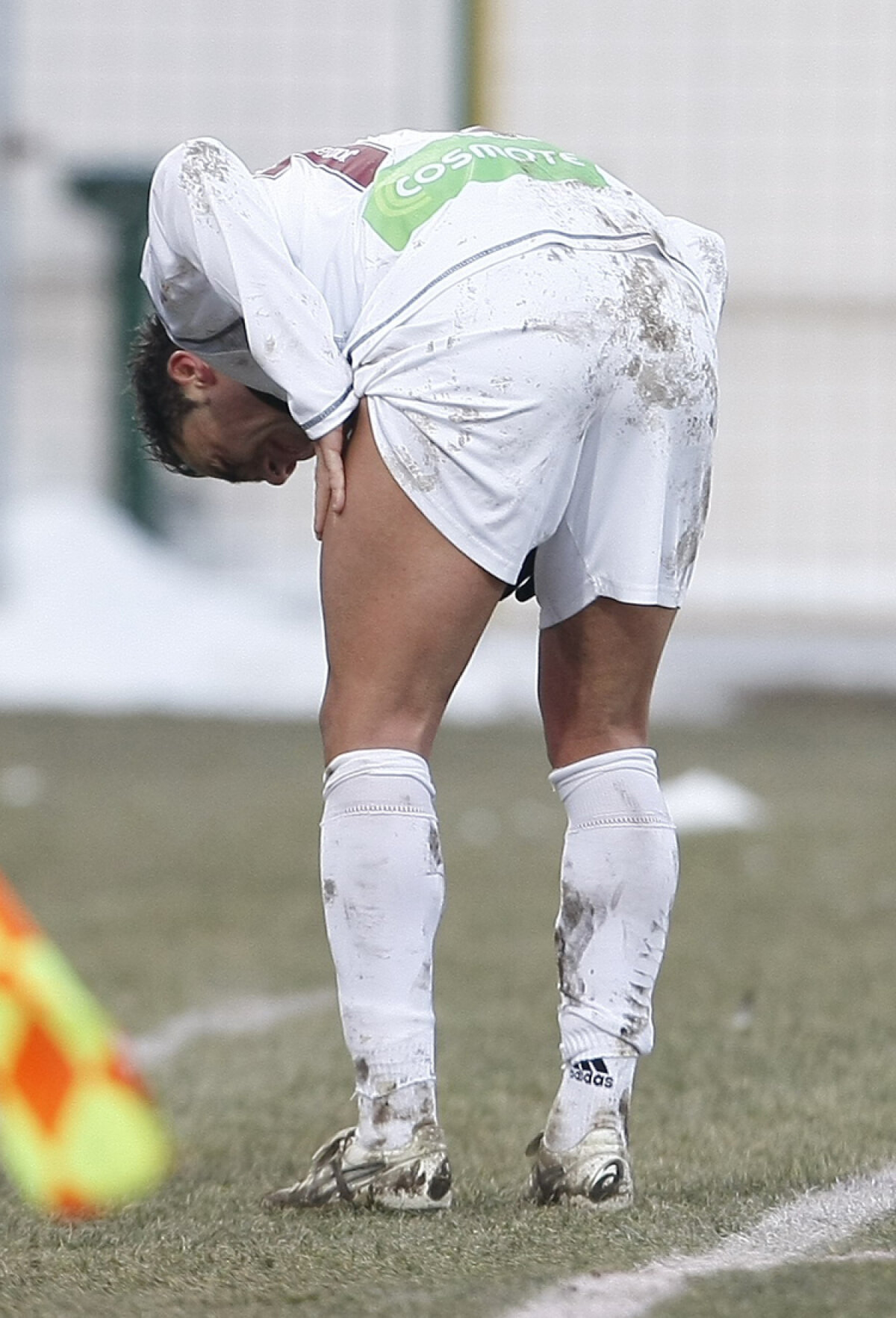 De Zerbi fierbe: "Cum să evoluăm în condiţiile astea? Cei de la Ligă probabil n-au jucat niciodată fotbal!"