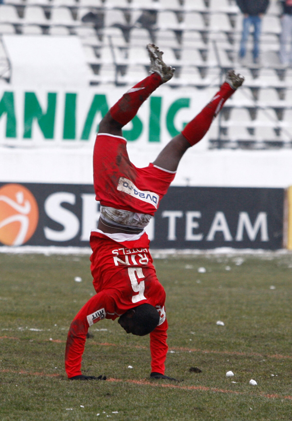 FOTO / AICI ai cele mai tari poze din etapa a XIX-a!