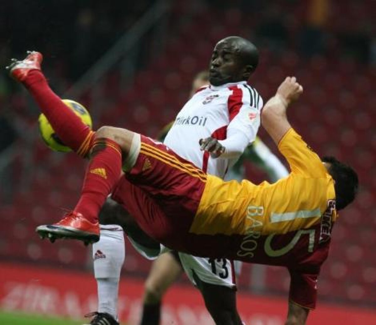 Galata, eliminată din Cupă! Ce se întîmplă cu Hagi?