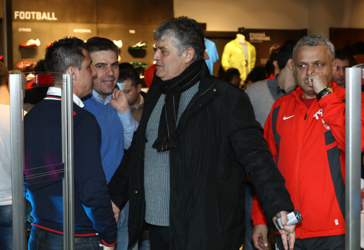 Steaua şi Dinamo la aceeaşi masă » "Aici sîntem cei mai buni prieteni, pe teren sîntem jucători profesionişti"