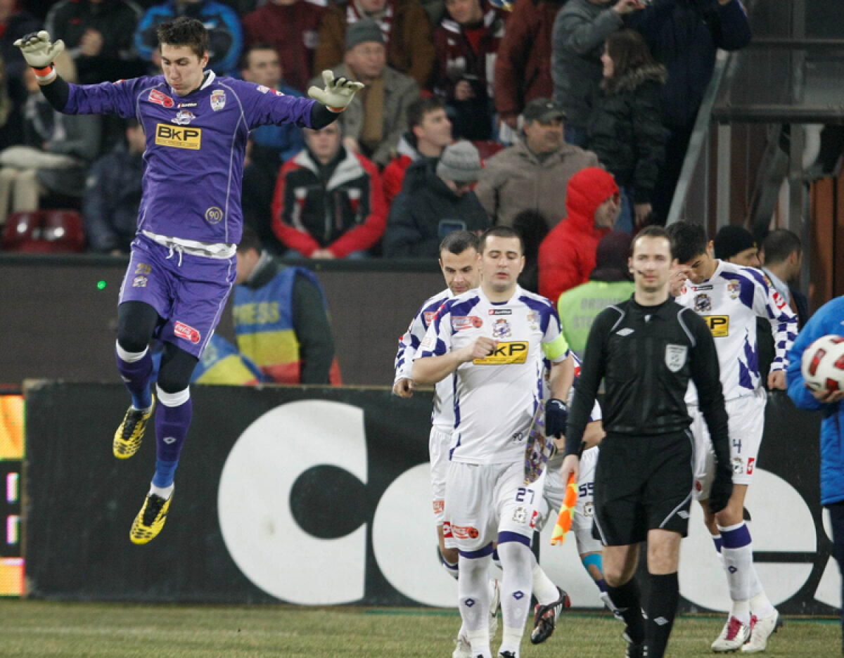 Timişoara a cîştigat pentru prima oară pe terenul CFR-ului, scor 2-1