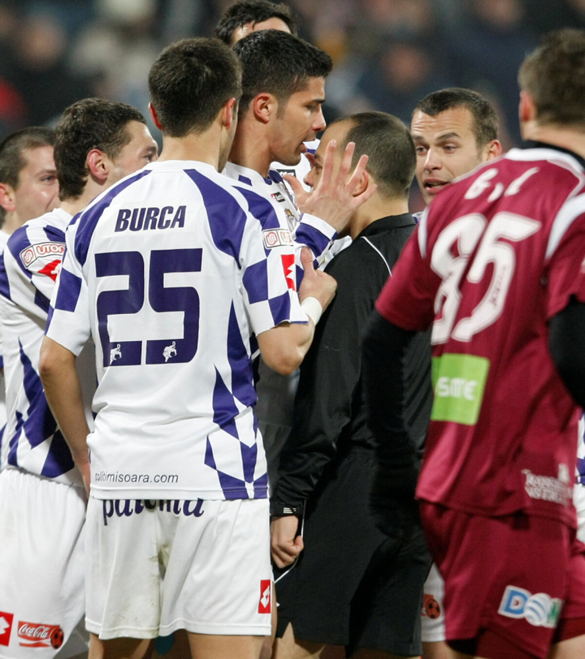 Timişoara a cîştigat pentru prima oară pe terenul CFR-ului, scor 2-1