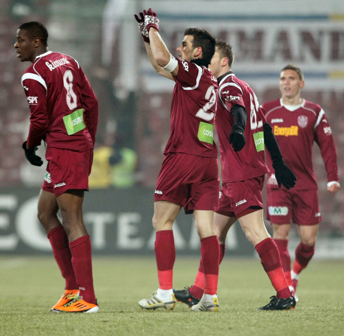 Timişoara a cîştigat pentru prima oară pe terenul CFR-ului, scor 2-1