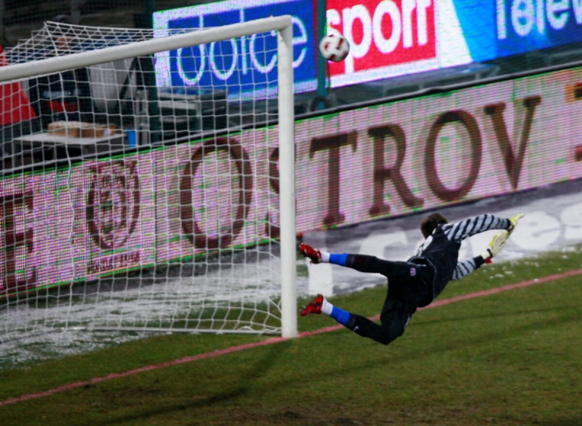 Final Steaua - FC Braşov 0-3 (- / Cristescu 30, Teixeira 34, Oroş 63)