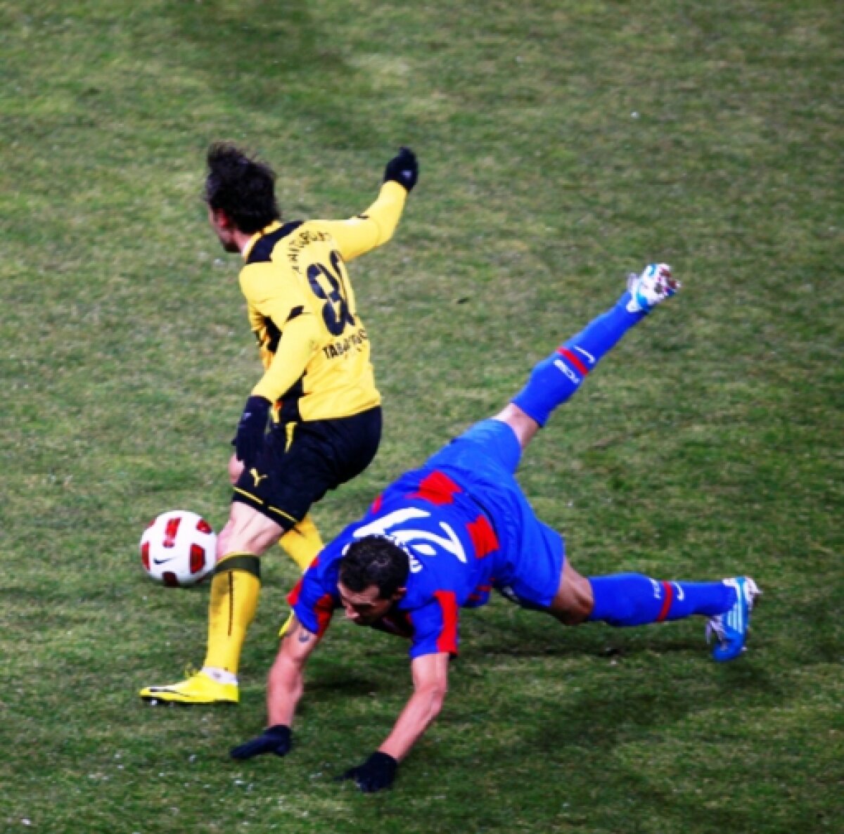 Şi Regina era goală!