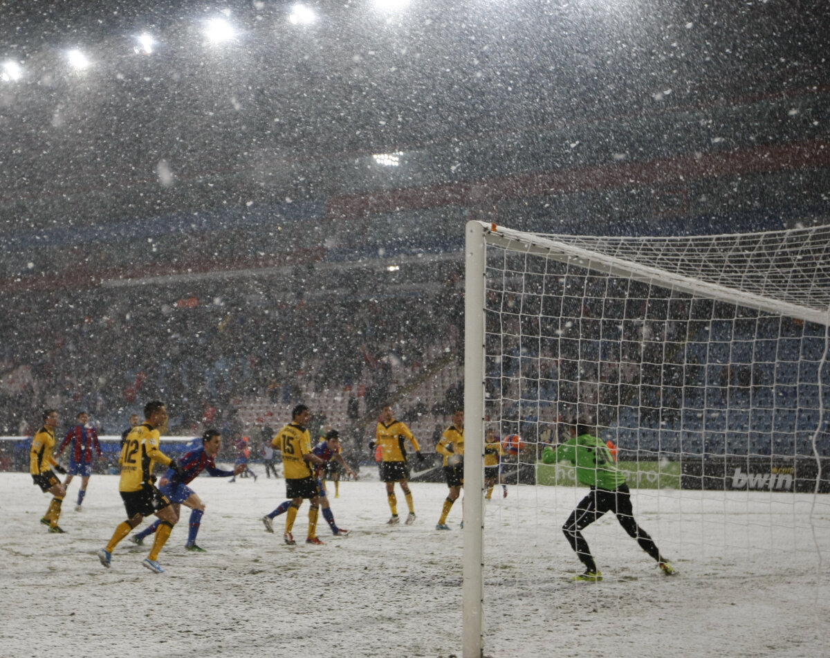 Şi Regina era goală!