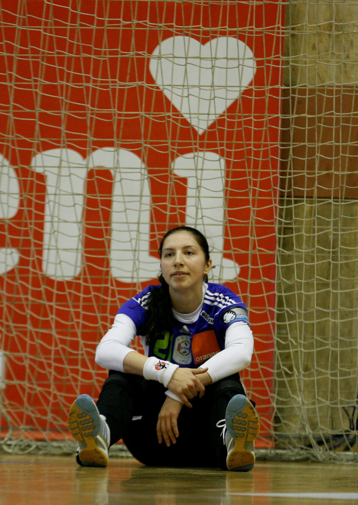 EXCLUSIV / Anja Andersen şi-a luat "la revedere" de la jucătoare. Unele handbaliste au plîns la despărţire