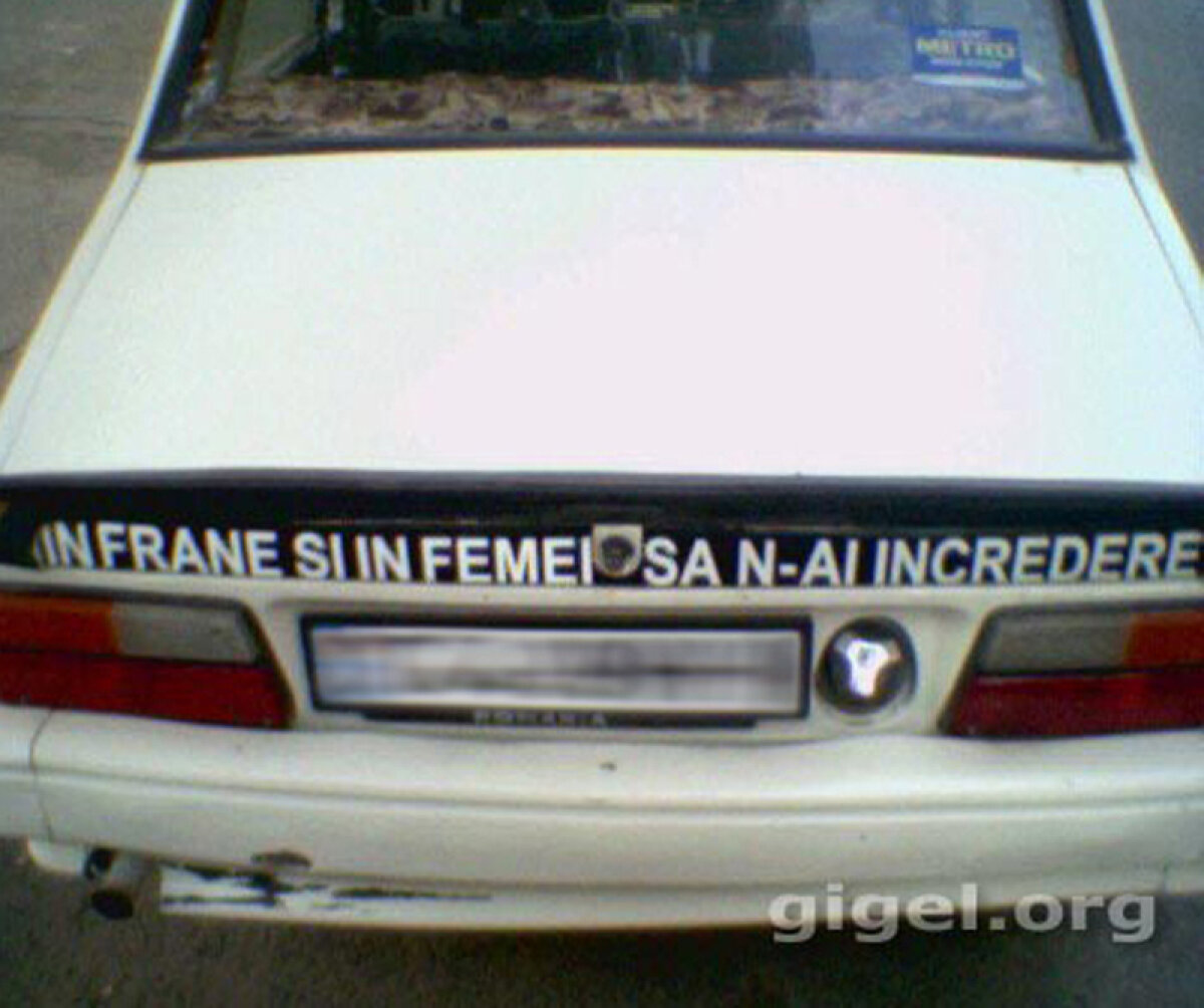 "Dacă mă claxonezi, îţi spun ce a zis Clarkson despre maşina ta"