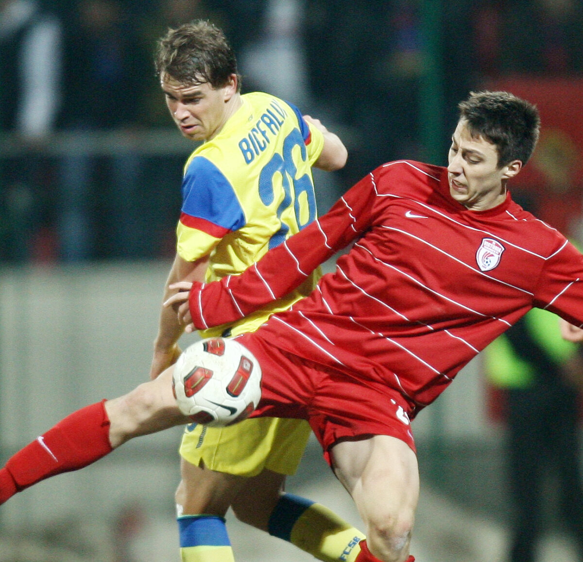 VIDEO ŞI FOTO EXCLUSIV » GSP a anticipat perfect, pentru a treia oară consecutiv în 2011, echipa de start a Stelei » Cîrţu a întinerit Steaua cu 2 ani!