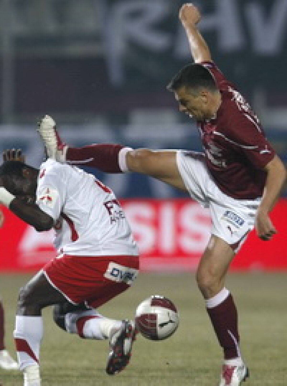 Rapidiştii şi dinamoviştii s-au resemnat după egalul din Giuleşti: "Ne batem la locul doi!"