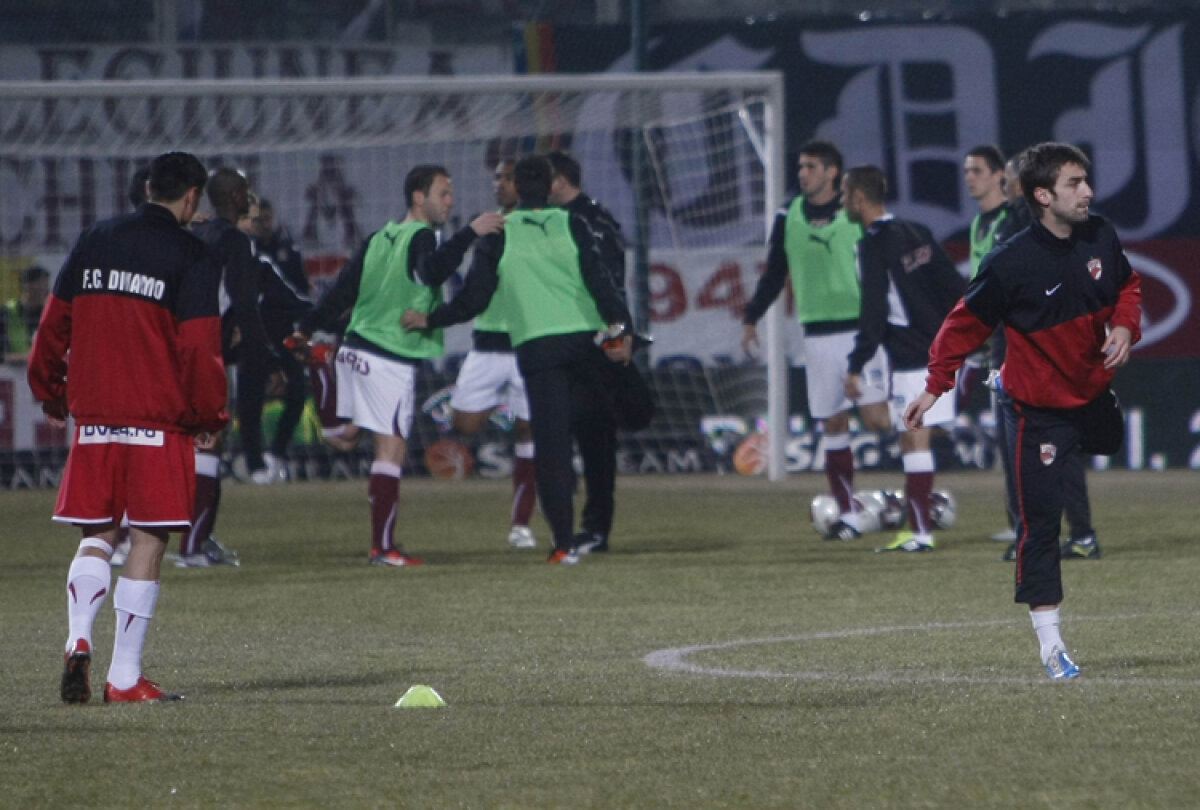 Rapidiştii şi dinamoviştii s-au resemnat după egalul din Giuleşti: "Ne batem la locul doi!"