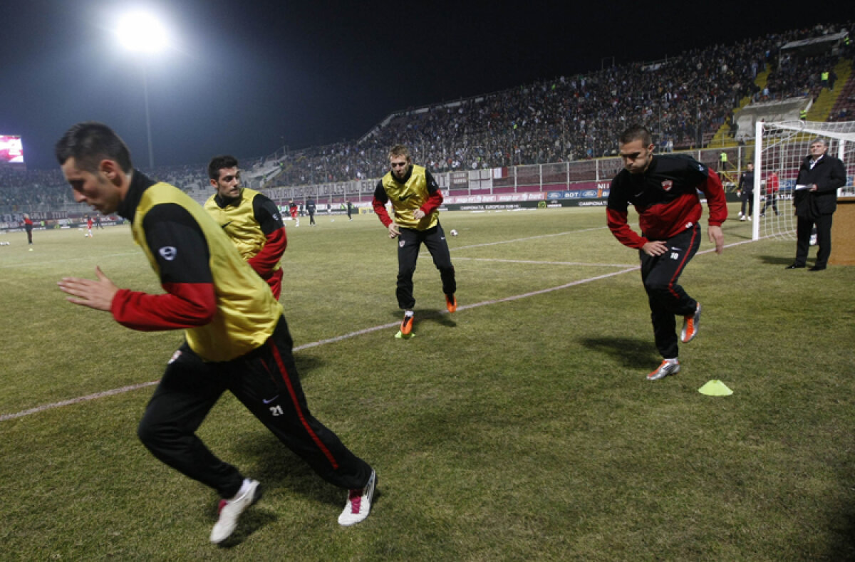 Rapidiştii şi dinamoviştii s-au resemnat după egalul din Giuleşti: "Ne batem la locul doi!"