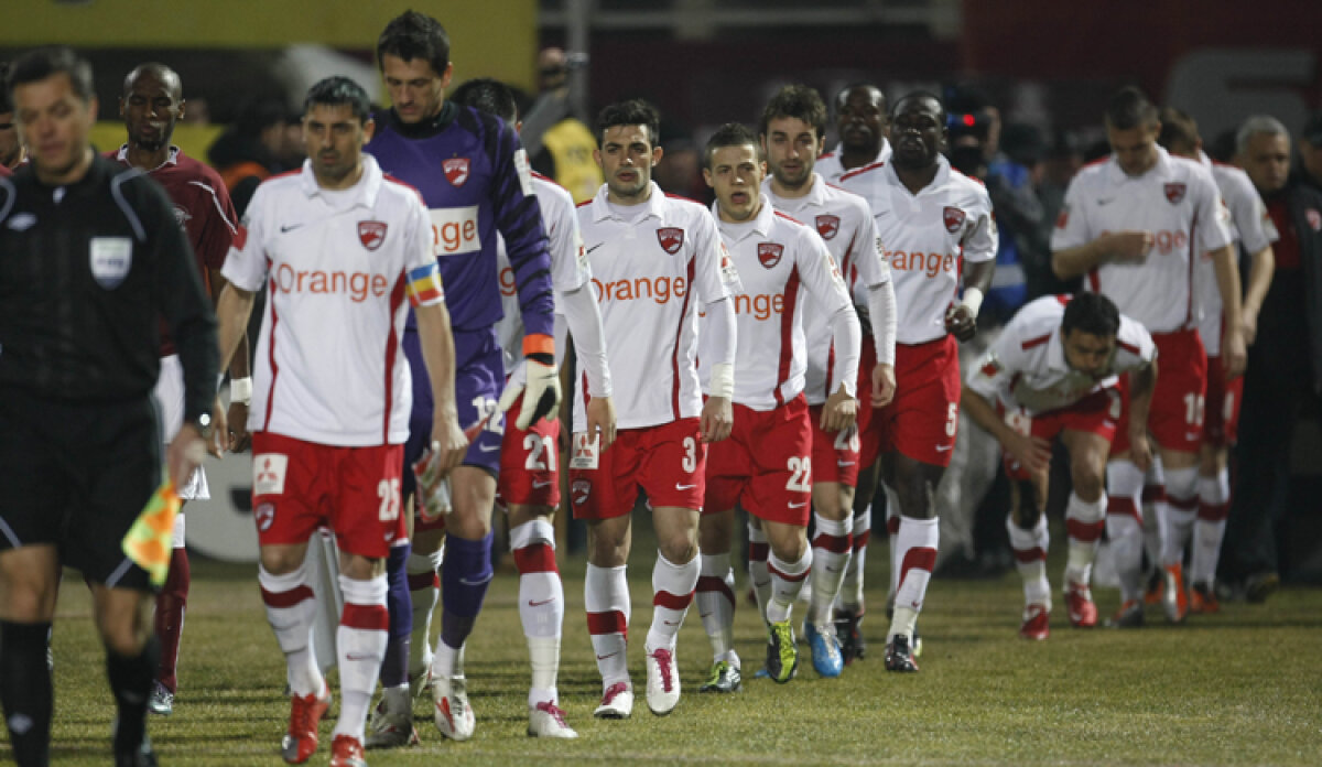 Rapidiştii şi dinamoviştii s-au resemnat după egalul din Giuleşti: "Ne batem la locul doi!"