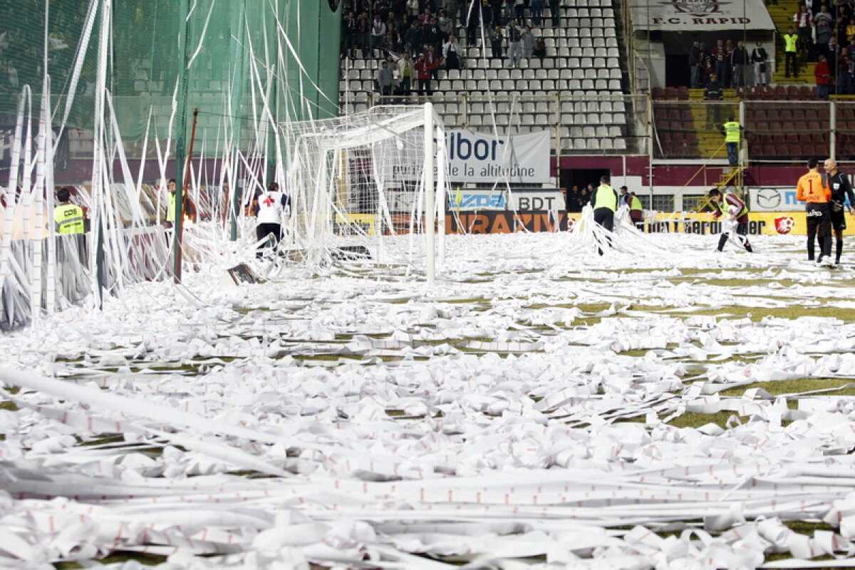 Coregrafie sud-americană cu sute de role de hîrtie înaintea derby-ului Rapid-Dinamo!