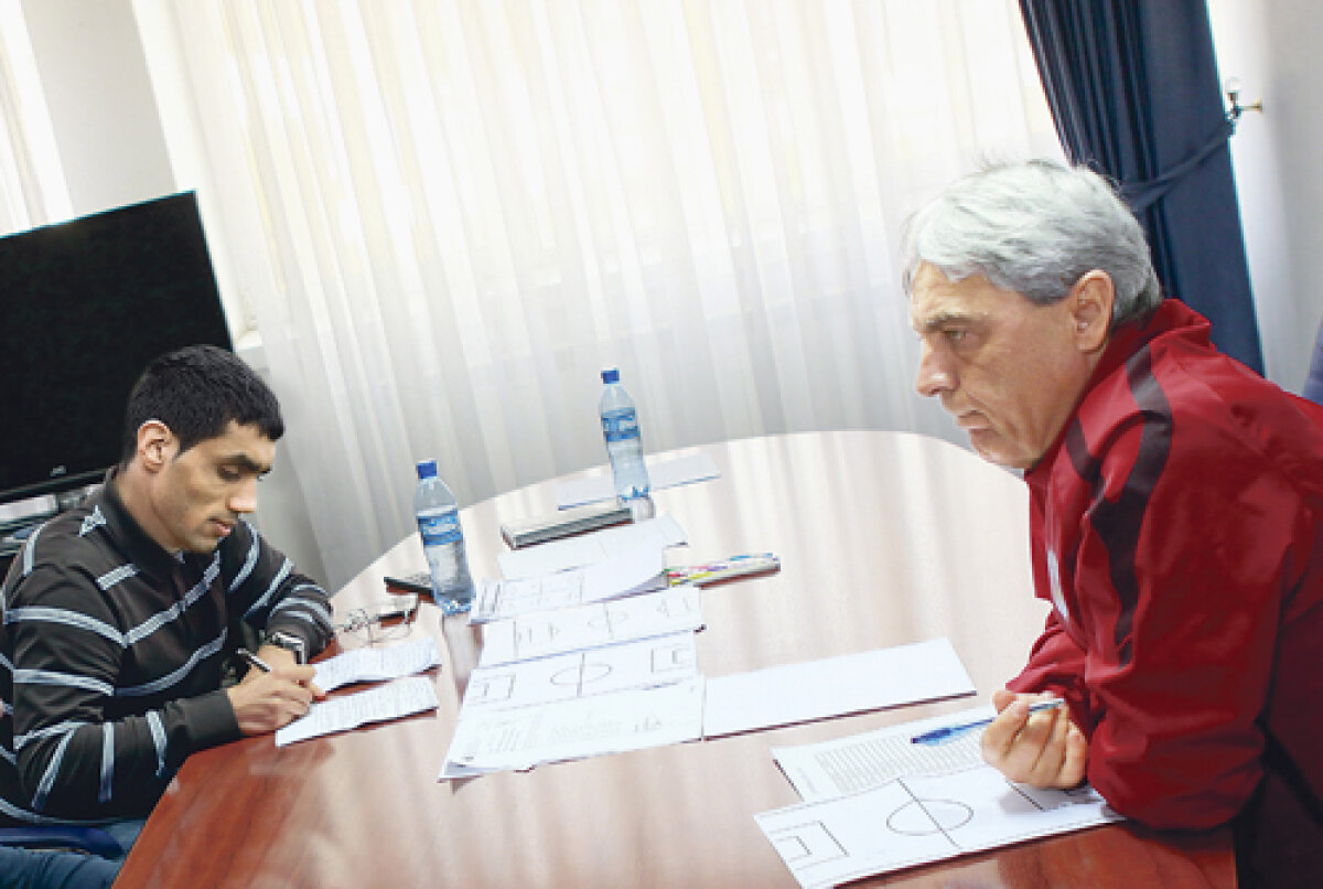 Cum a reuşit Cîrţu să-i cucerească pe jucători în mai puţin de o săptămînă » Fotbal de plăcere