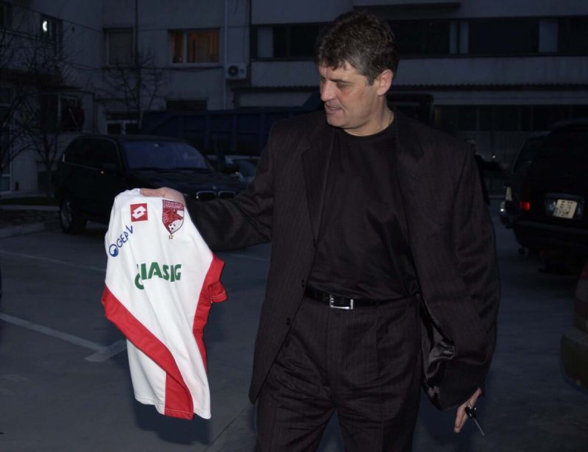 GALERIE FOTO » Ioan Andone la 51 de ani » Un antrenor împlinit