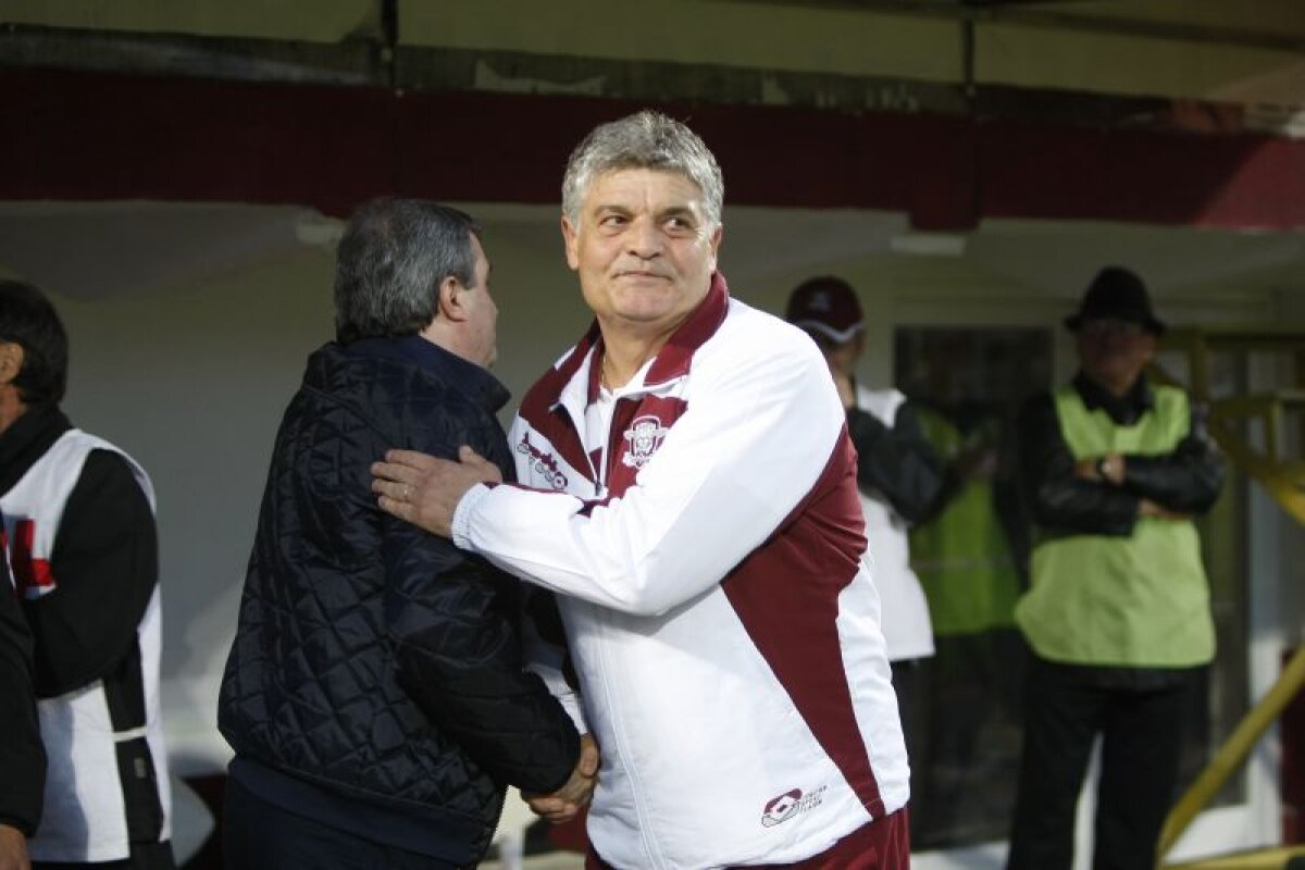 GALERIE FOTO » Ioan Andone la 51 de ani » Un antrenor împlinit