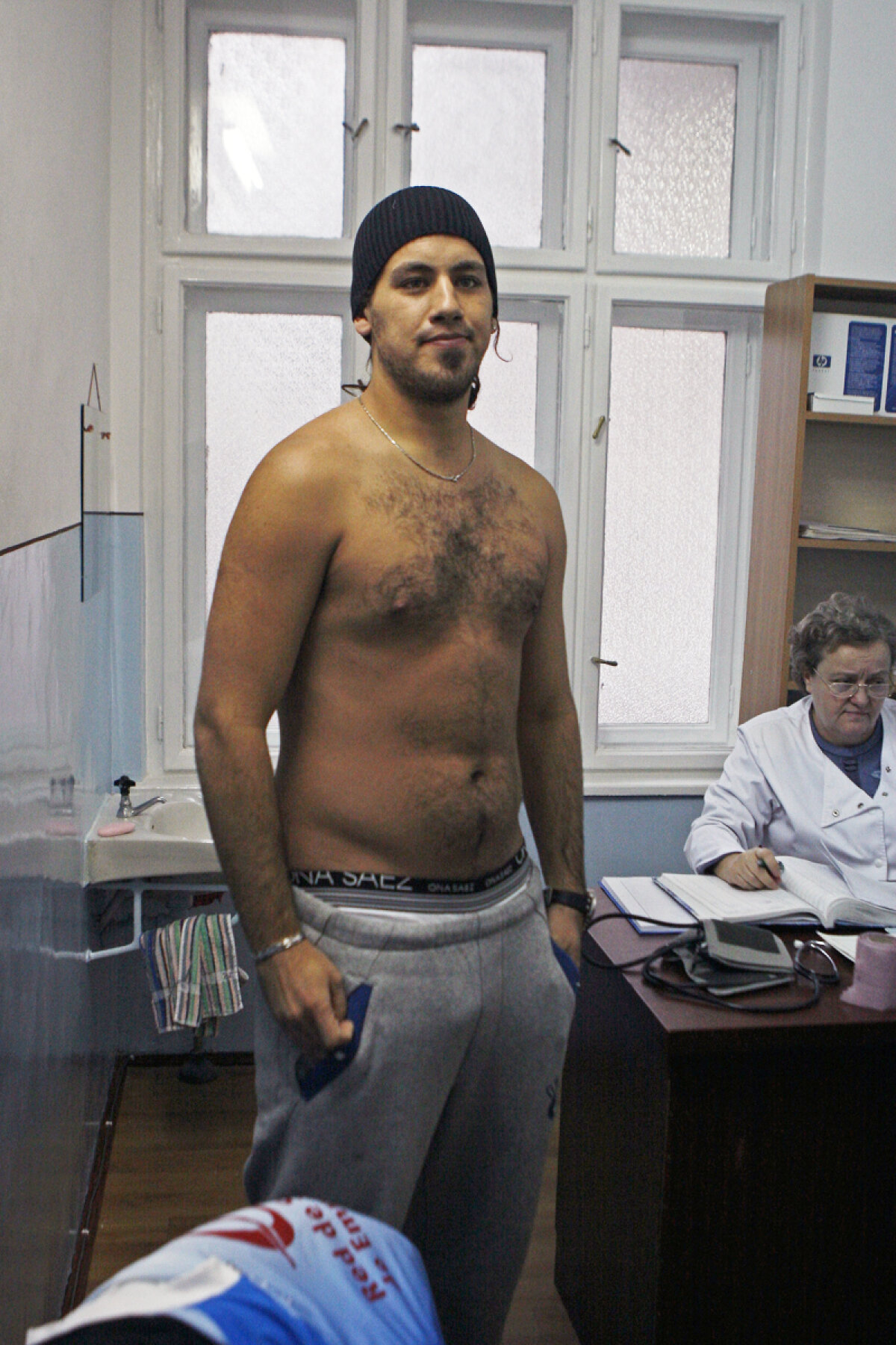 GALERIE FOTO / Mai greu în lupta cu kilogramele decît în duelurile om la om :D