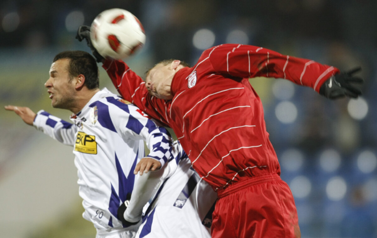 Poli Timişoara a urcat pe primul loc după victoria cu Brăneşti: O jumătate de zîmbet