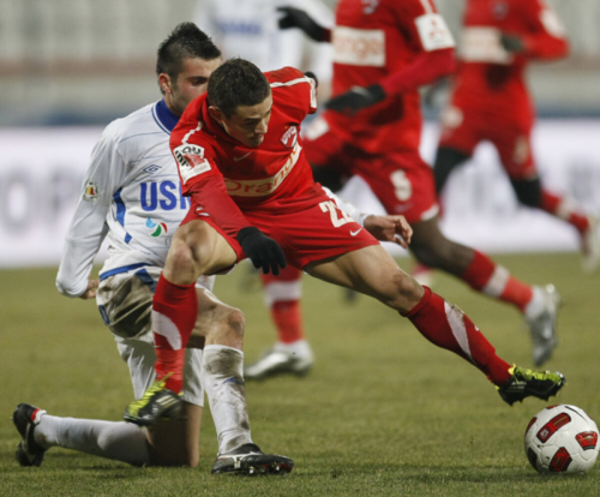 Dinamo joacă la X acasă » Roş-albii n-au mai cîştigat în Ştefan cel Mare din octombrie 2010