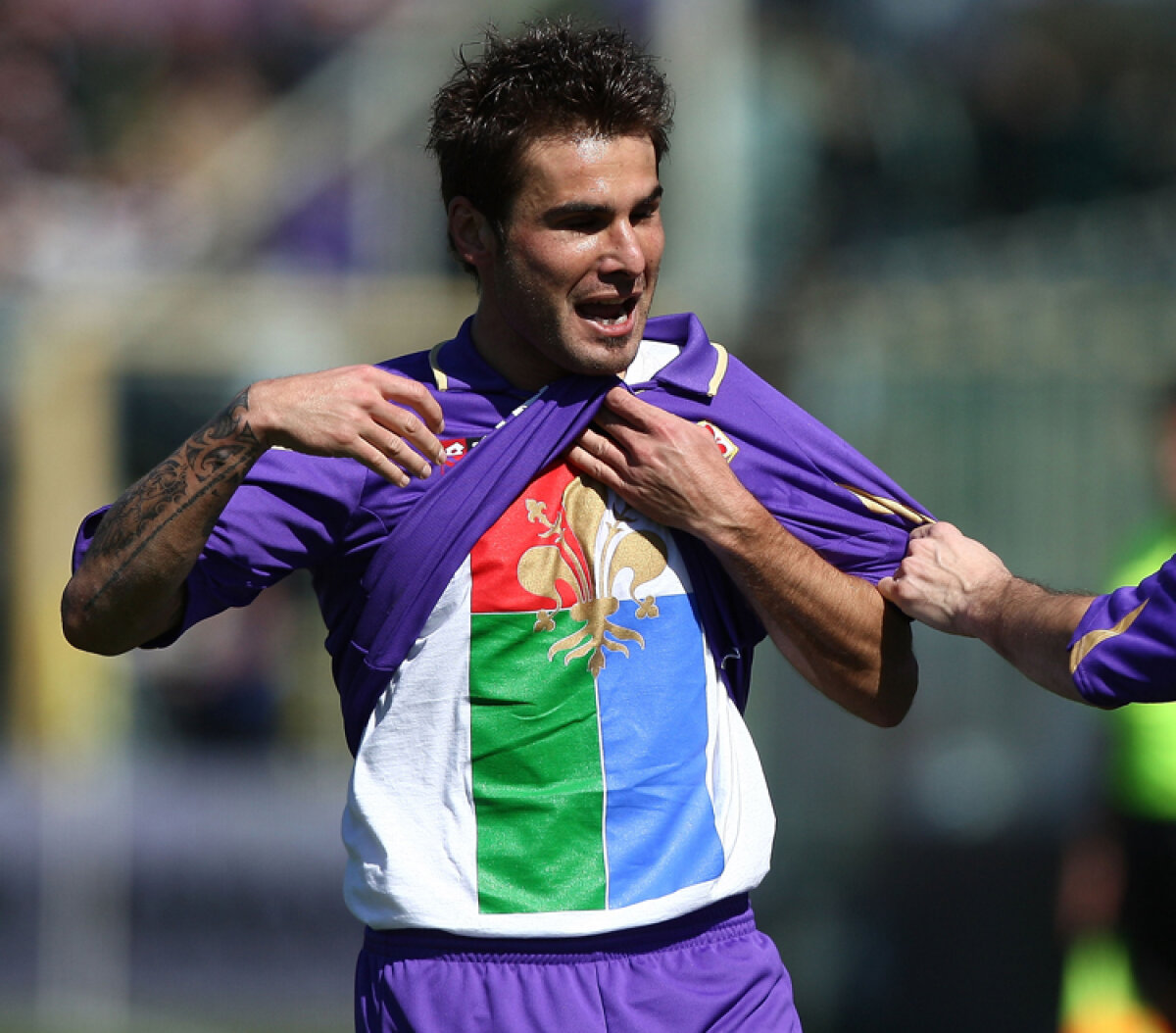 VIDEO / Mutu a marcat golul 96 în Serie A, în Fiorentina-AS Roma 2-2!