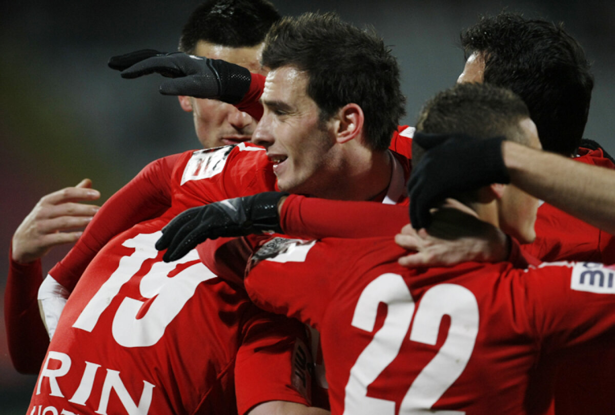 FOTO & VIDEO » Dinamo - FCM Tg. Mureş 4-1. Meciul e liveTEXT pe gsp.ro!