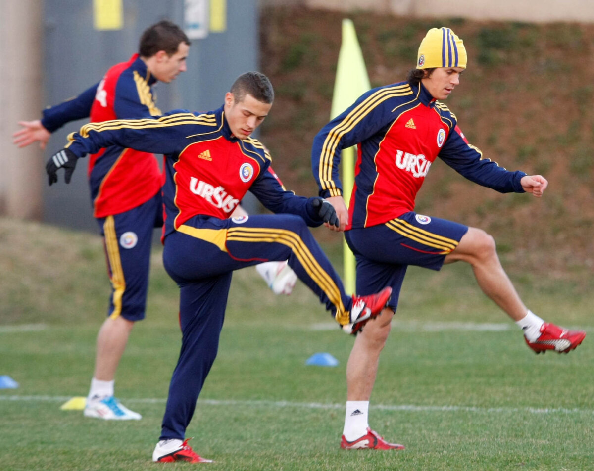 Mutu şi Lucescu s-au întîlnit ieri pentru prima dată după scandalul de la Belgrad » Restart pentru calificare