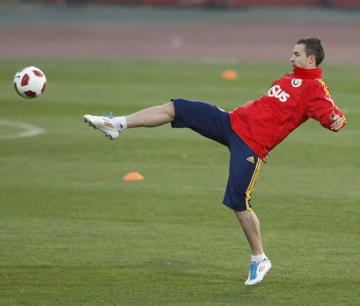 VIDEO / Chivu şi Săpunaru au părăsit antrenamentul naţionalei, dar nu e nimic grav!