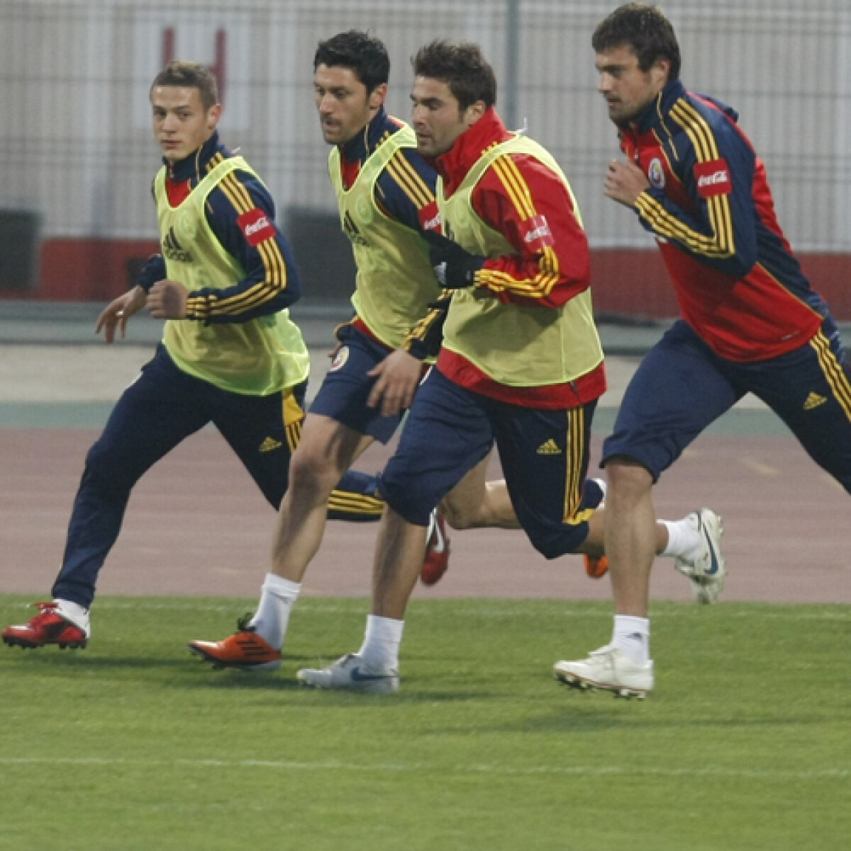 La antrenamentul de aseară, Răzvan le-a acordat o atenţie sporită lui Mutu şi Marica » Cod ofensiv: M&M