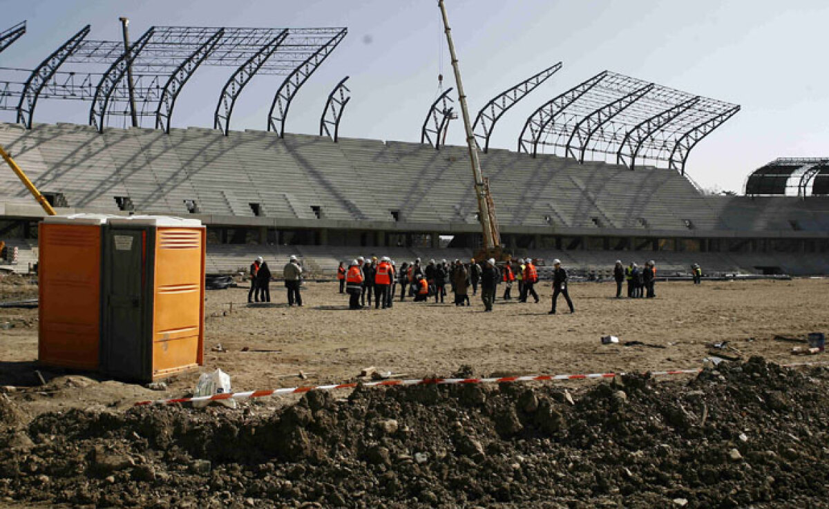 FOTO » Clujul contraatacă: în două săptămîni, acoperişul arenei e gata. Vezi în ce stadiu sînt acum lucrarile!