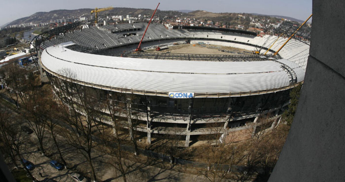 FOTO » Clujul contraatacă: în două săptămîni, acoperişul arenei e gata. Vezi în ce stadiu sînt acum lucrarile!