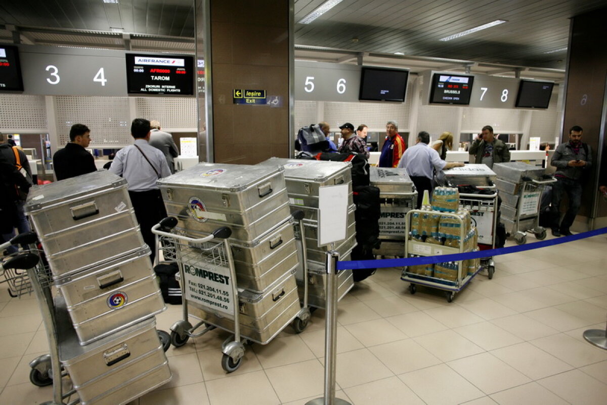 FOTO » Pana de curent de la Otopeni l-a blocat pe Raţ