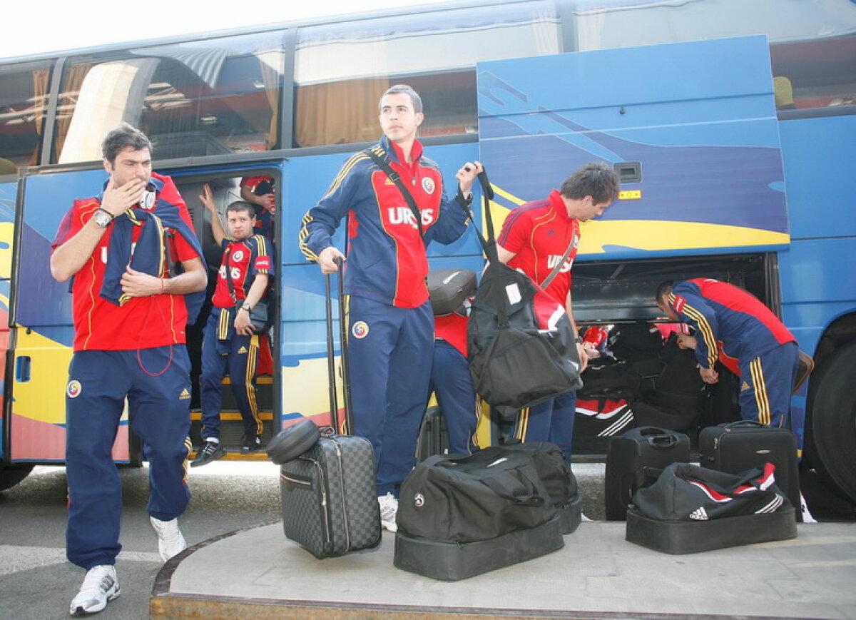 FOTO » Pana de curent de la Otopeni l-a blocat pe Raţ