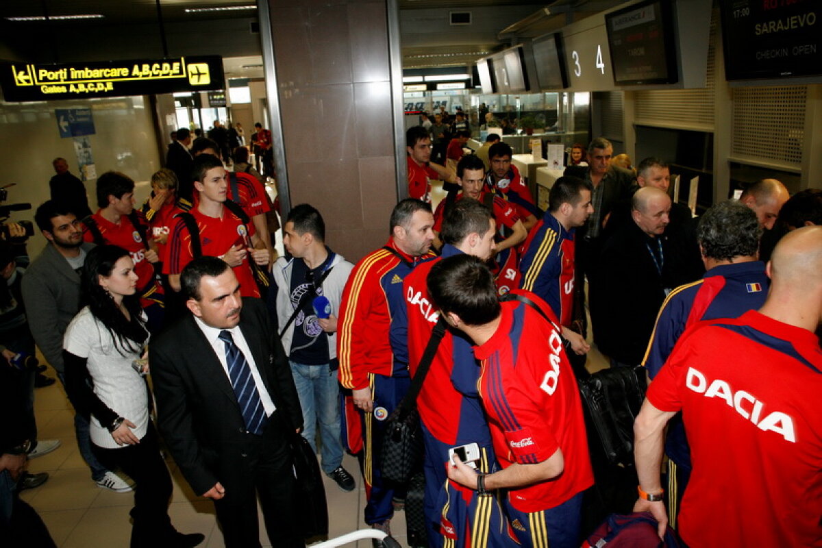 FOTO » Pana de curent de la Otopeni l-a blocat pe Raţ